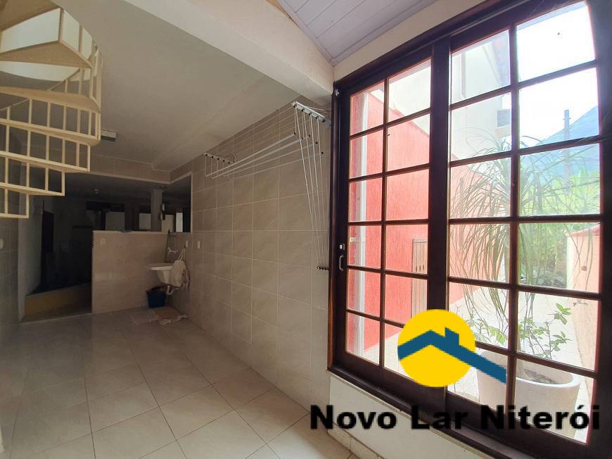 Casa à venda com 4 quartos, 180m² - Foto 6