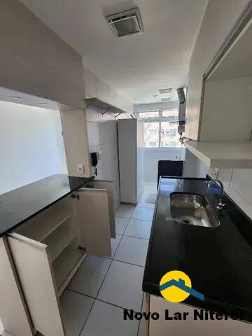 Apartamento à venda com 2 quartos, 60m² - Foto 3