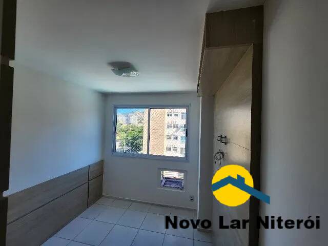 Apartamento à venda com 2 quartos, 60m² - Foto 11