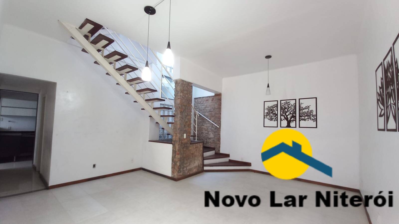 Casa à venda com 4 quartos, 220m² - Foto 4