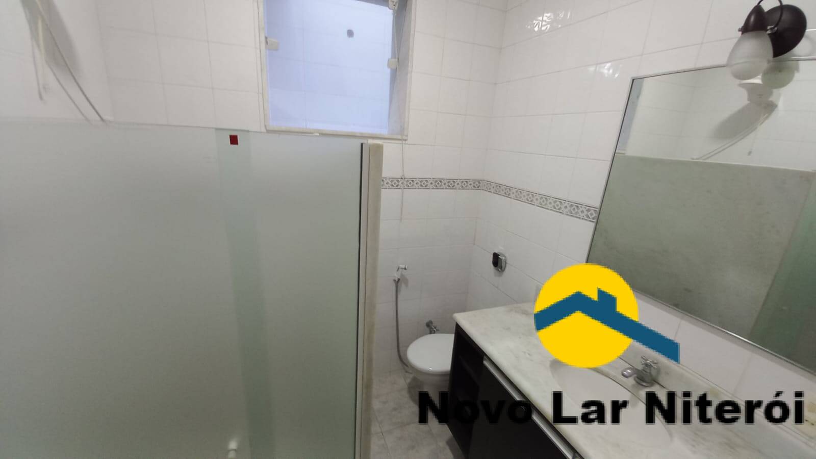 Casa à venda com 4 quartos, 220m² - Foto 13