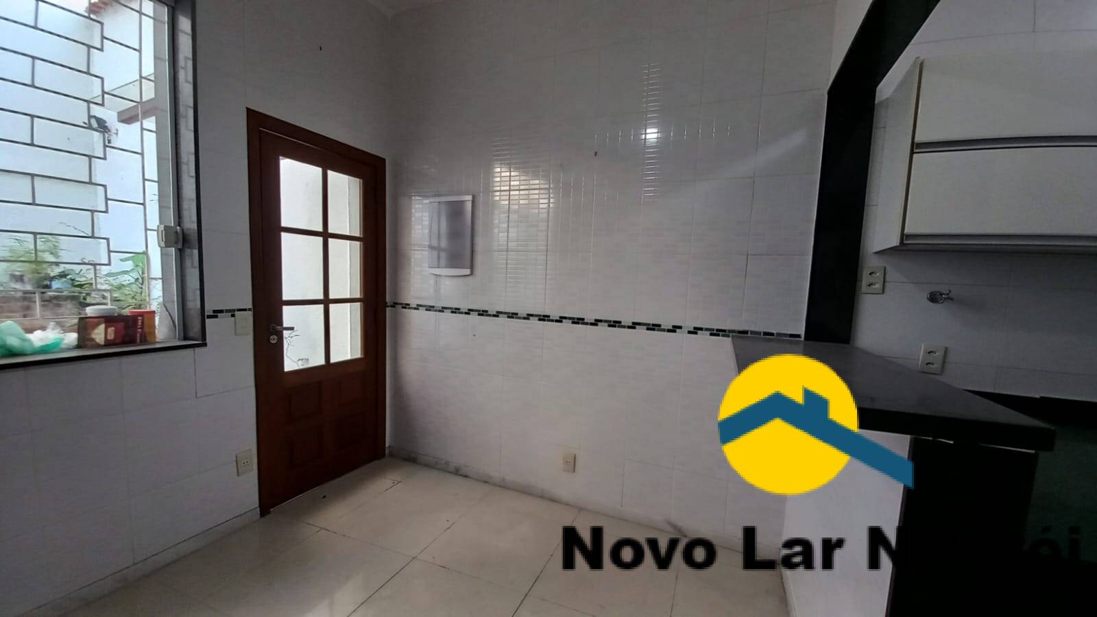 Casa à venda com 4 quartos, 220m² - Foto 23