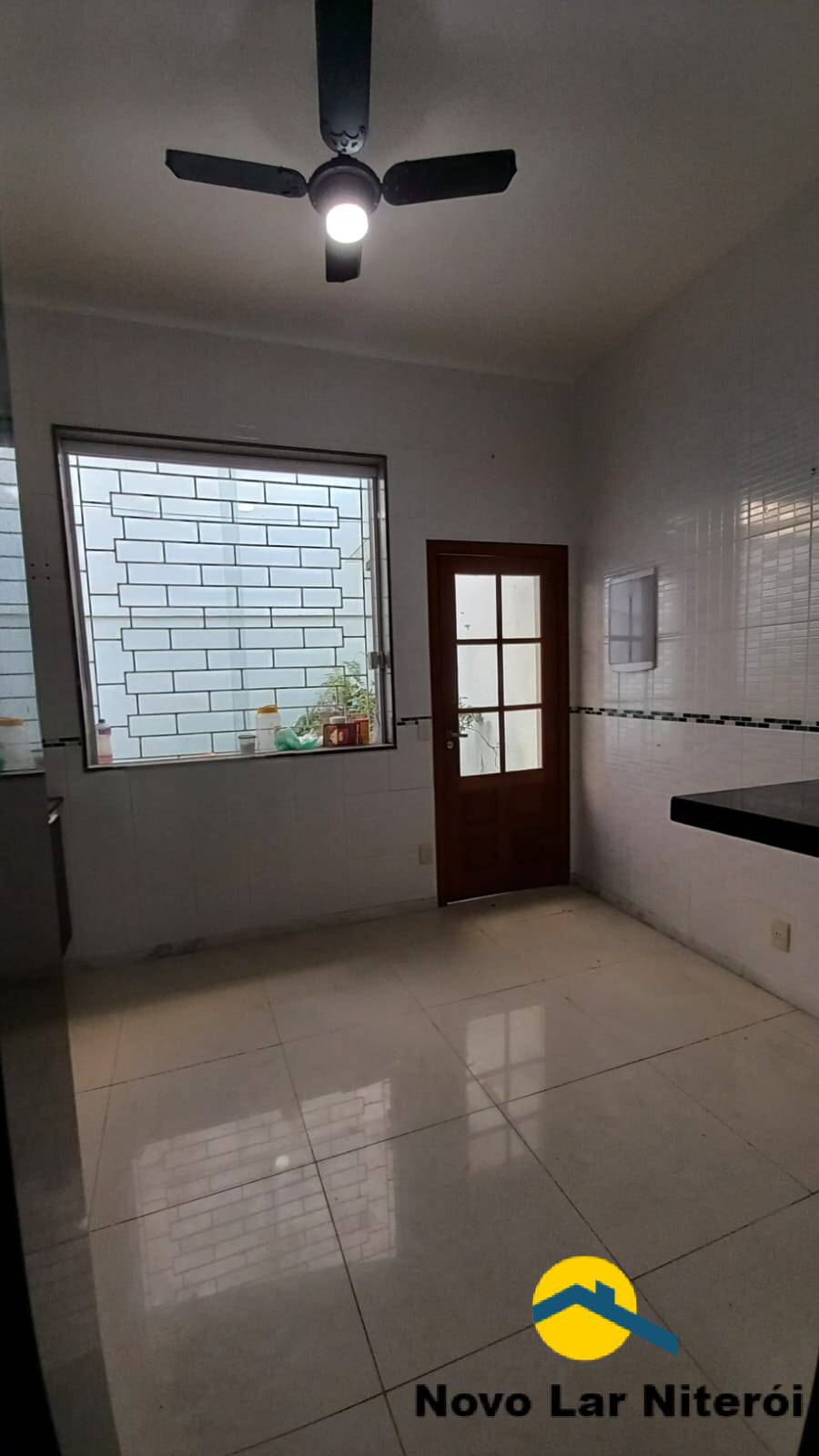 Casa à venda com 4 quartos, 220m² - Foto 24