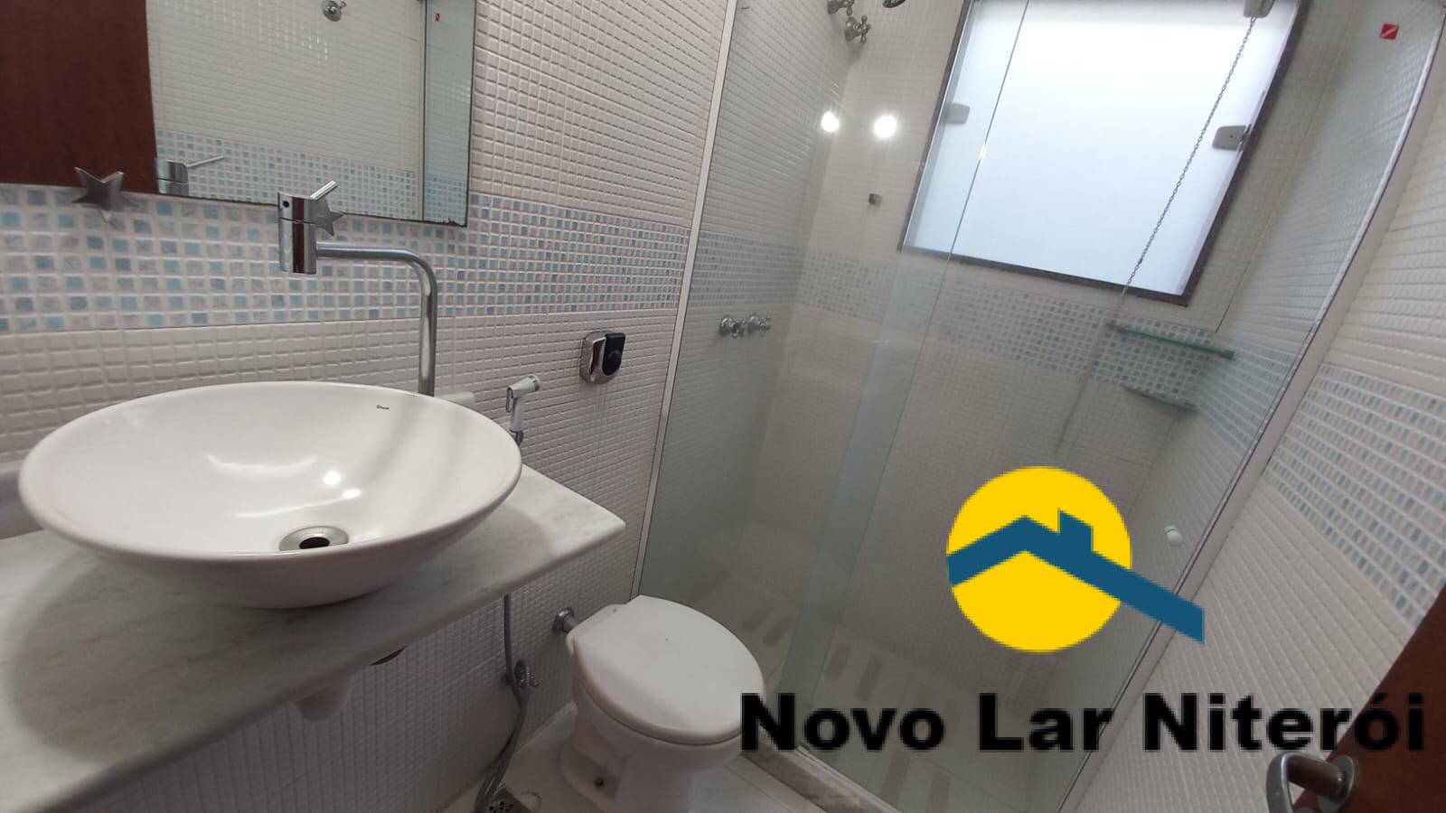 Casa à venda com 4 quartos, 220m² - Foto 53