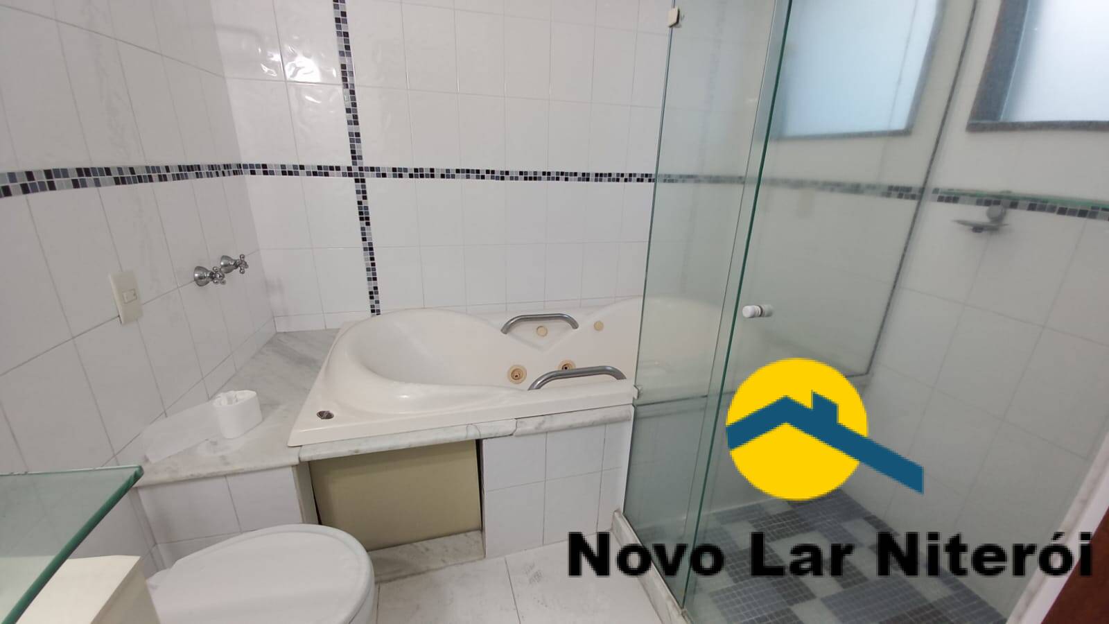 Casa à venda com 4 quartos, 220m² - Foto 78