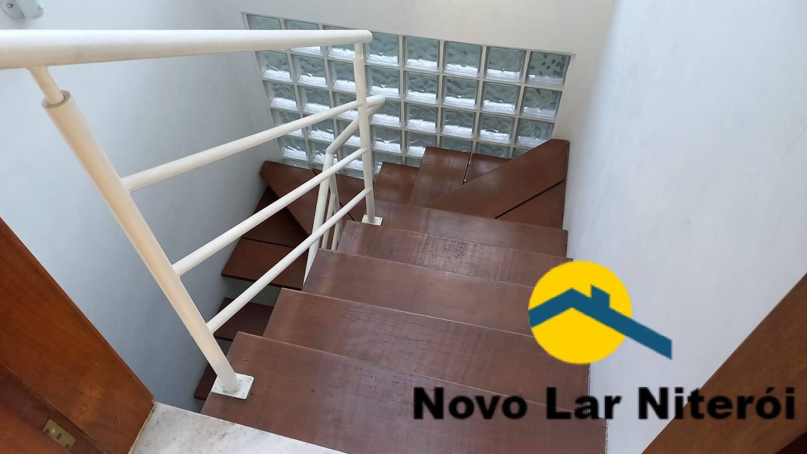 Casa à venda com 4 quartos, 220m² - Foto 93