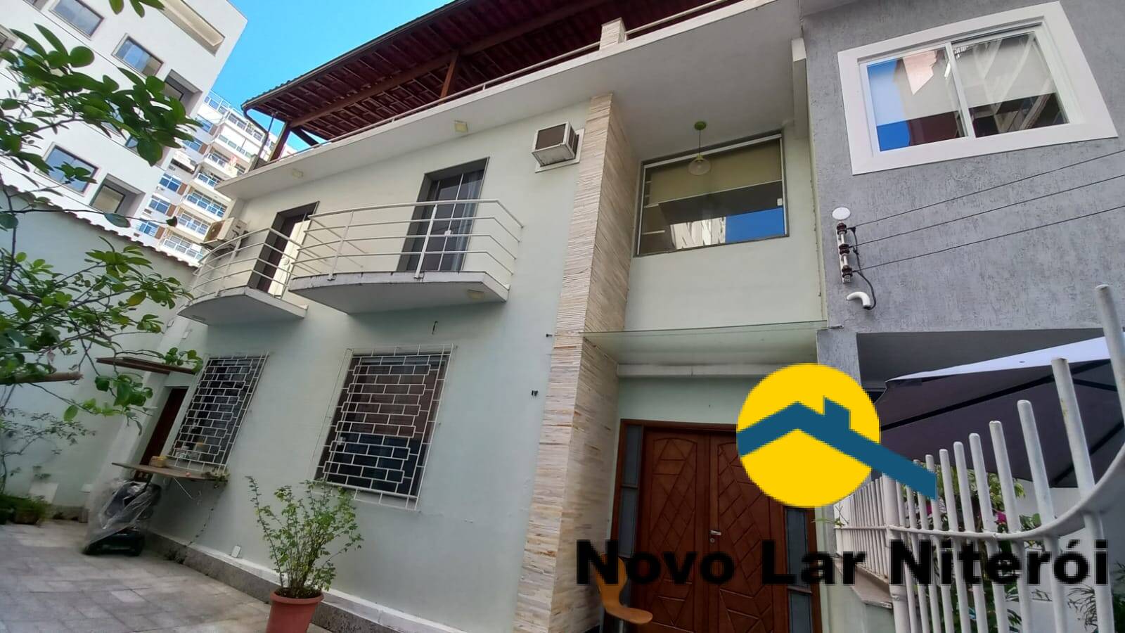 Casa à venda com 4 quartos, 220m² - Foto 100