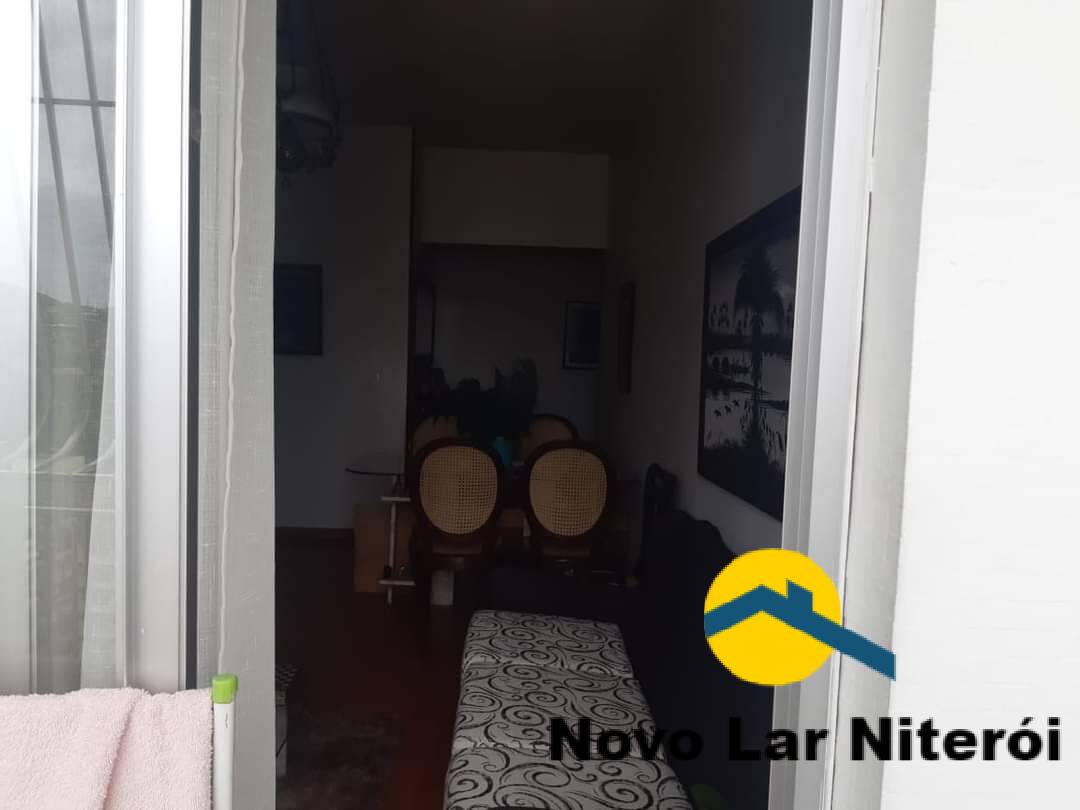 Apartamento à venda com 2 quartos, 90m² - Foto 4