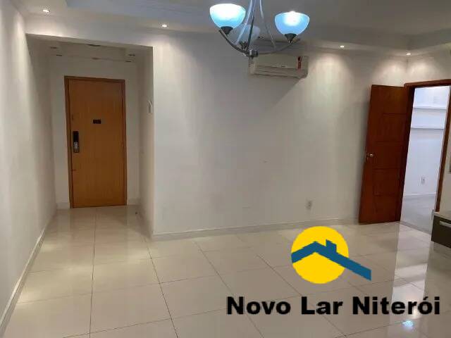 Apartamento à venda com 3 quartos, 120m² - Foto 2