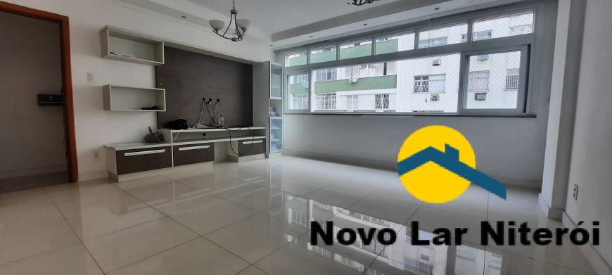 Apartamento à venda com 3 quartos, 120m² - Foto 4