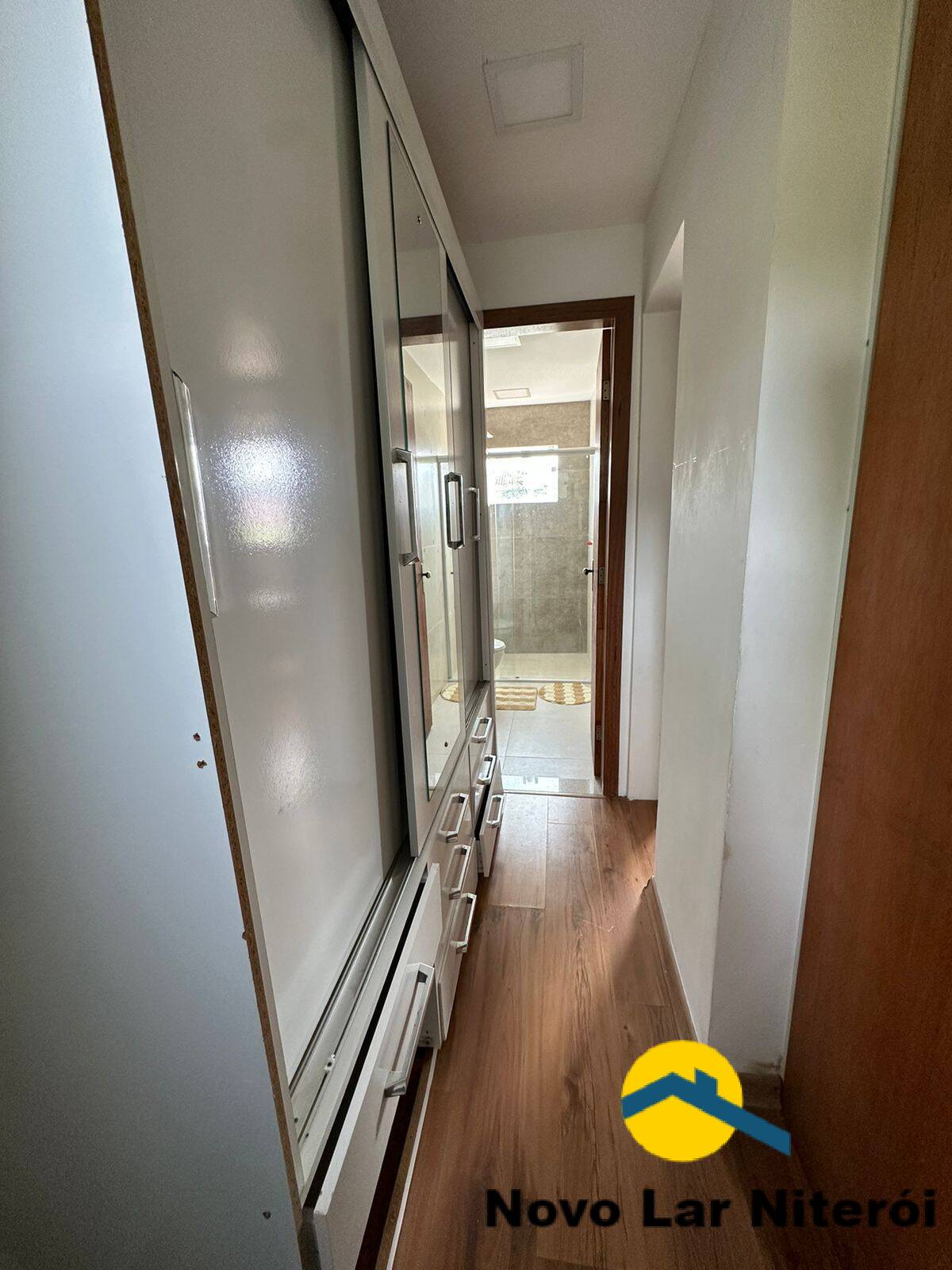 Casa à venda com 3 quartos, 302m² - Foto 30