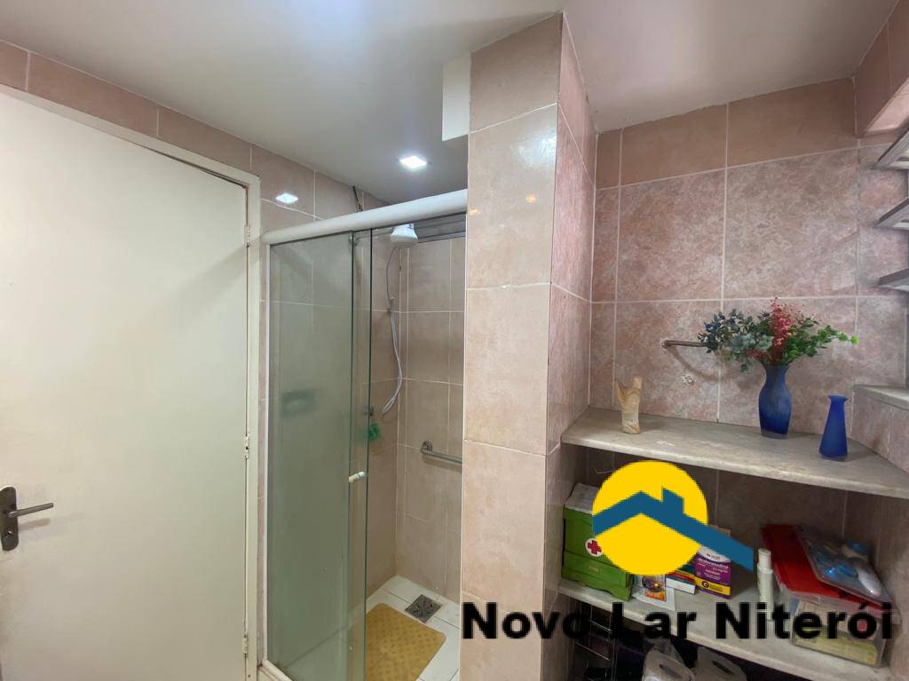 Apartamento à venda com 2 quartos, 75m² - Foto 8