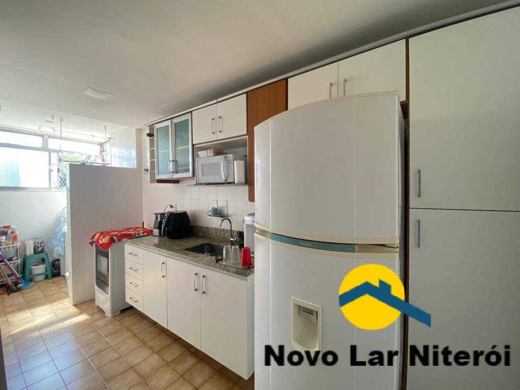 Apartamento à venda com 2 quartos, 75m² - Foto 15