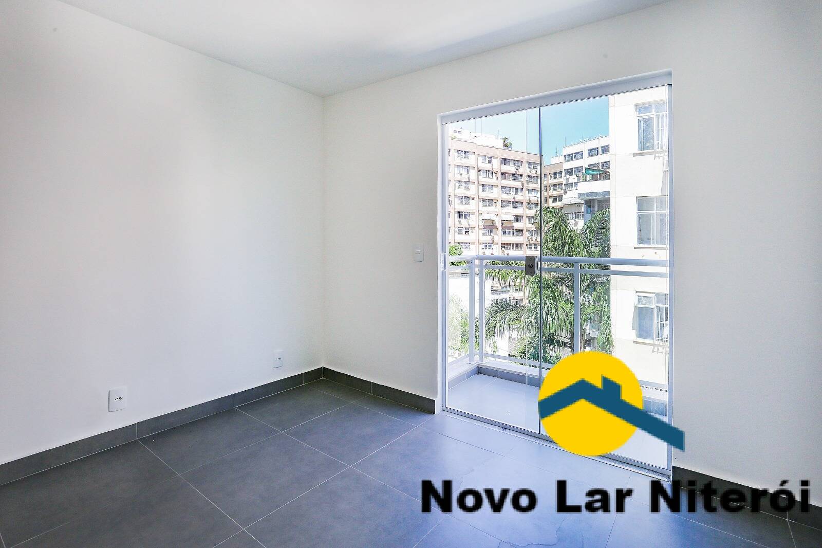 Casa à venda com 2 quartos, 72m² - Foto 18