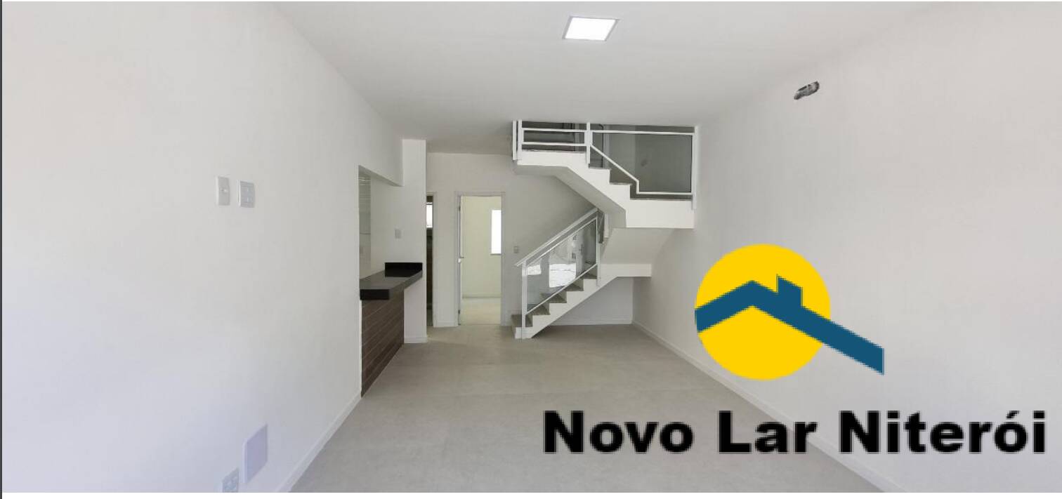 Casa à venda com 3 quartos, 118m² - Foto 1