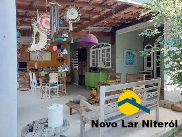 Casa à venda com 5 quartos, 250m² - Foto 23