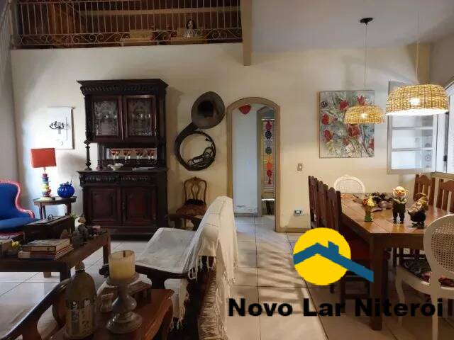 Casa à venda com 5 quartos, 250m² - Foto 5