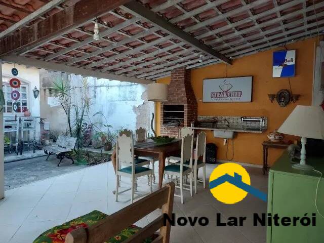 Casa à venda com 5 quartos, 250m² - Foto 22