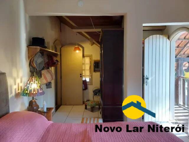 Casa à venda com 5 quartos, 250m² - Foto 14