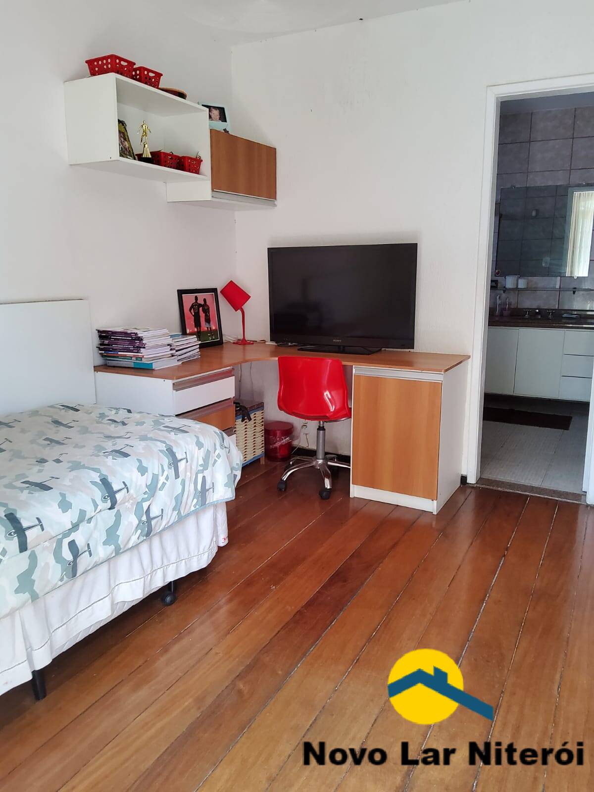 Casa à venda com 5 quartos, 320m² - Foto 22