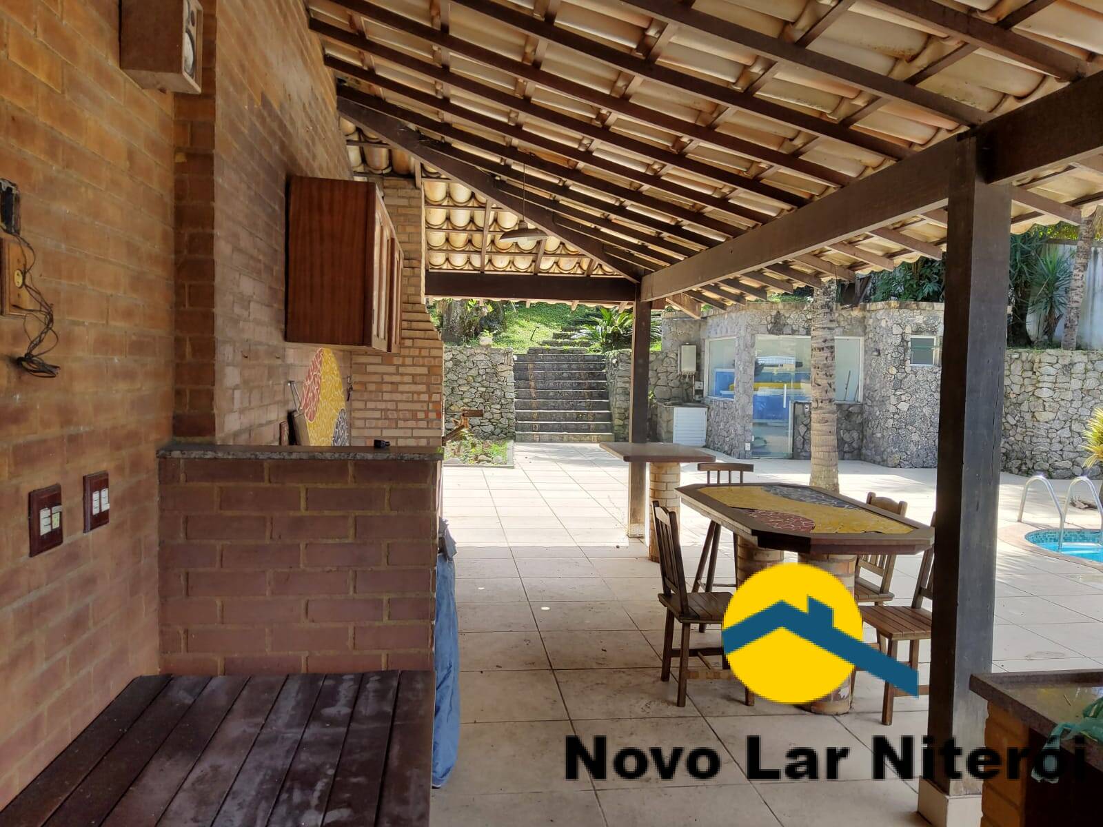 Casa à venda com 5 quartos, 320m² - Foto 44