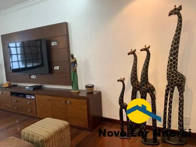 Casa à venda com 4 quartos, 525m² - Foto 12