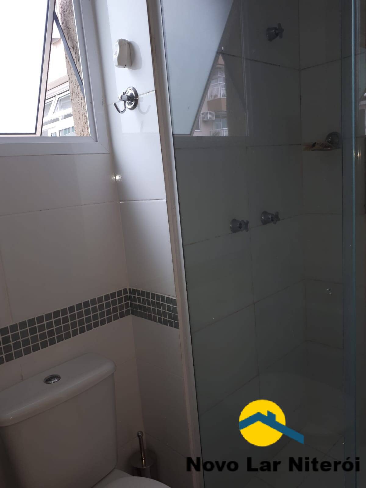 Apartamento à venda com 2 quartos, 75m² - Foto 19