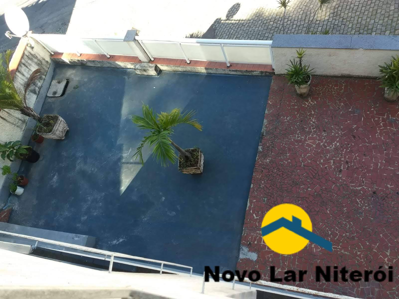 Casa à venda com 4 quartos, 300m² - Foto 10