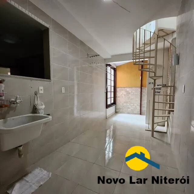 Casa à venda com 4 quartos, 180m² - Foto 30