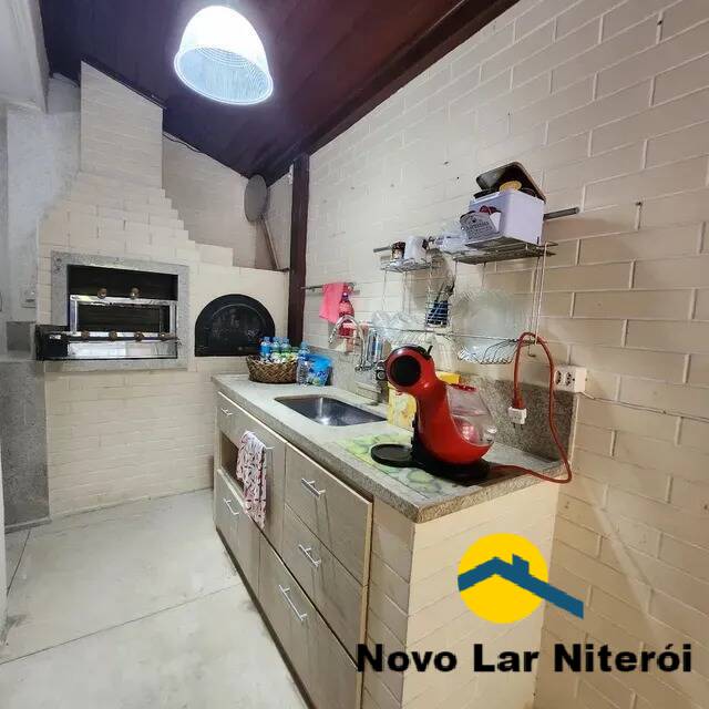 Casa à venda com 4 quartos, 180m² - Foto 25