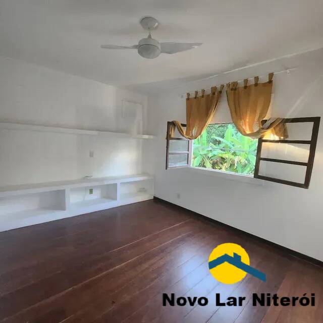 Casa à venda com 4 quartos, 180m² - Foto 19