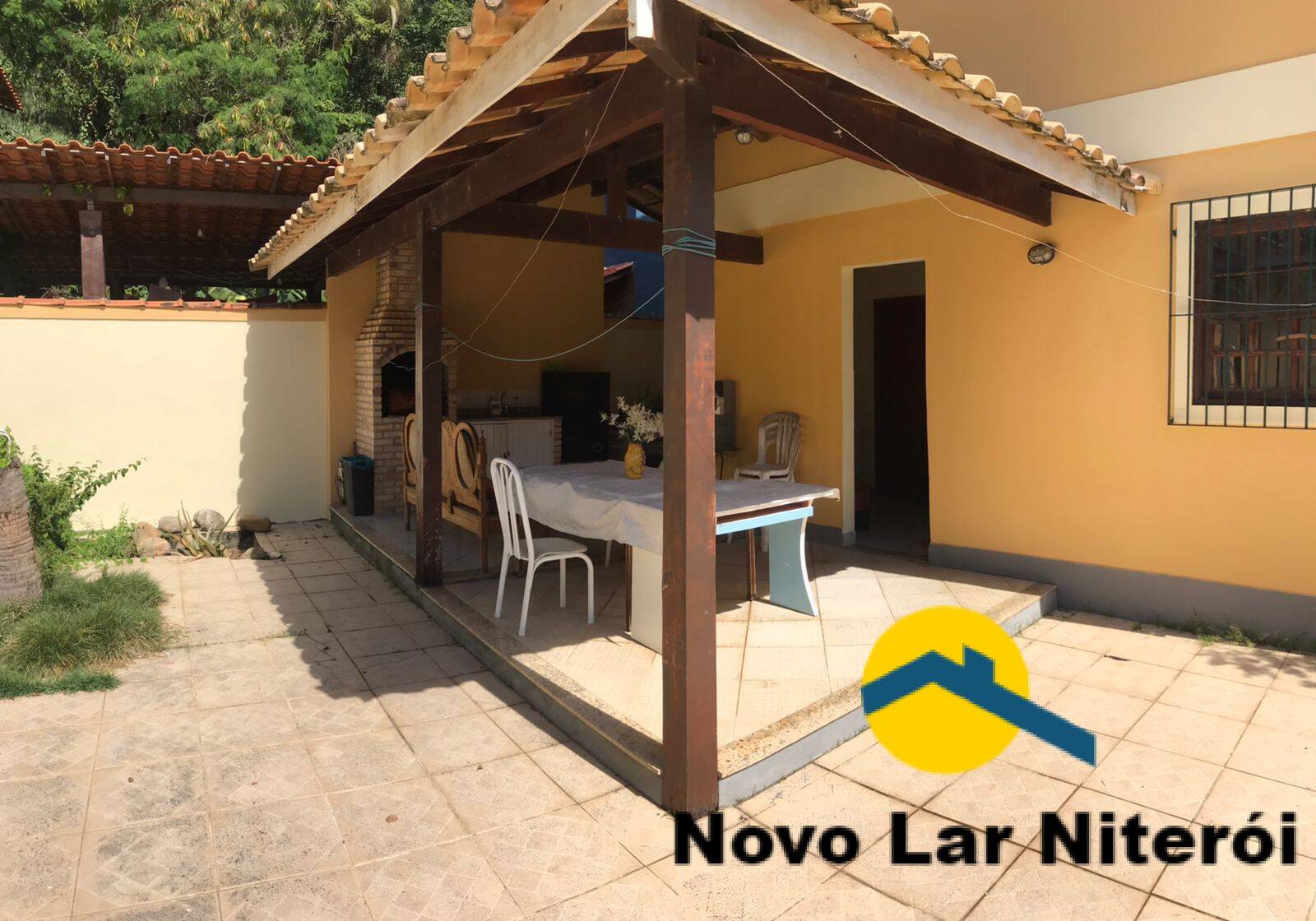 Casa à venda com 4 quartos, 200m² - Foto 21