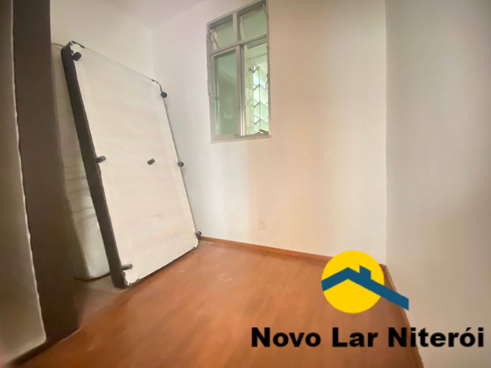 Apartamento à venda com 1 quarto, 60m² - Foto 11