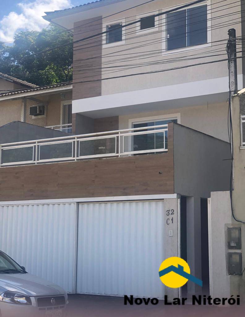 Casa à venda com 3 quartos, 150m² - Foto 1