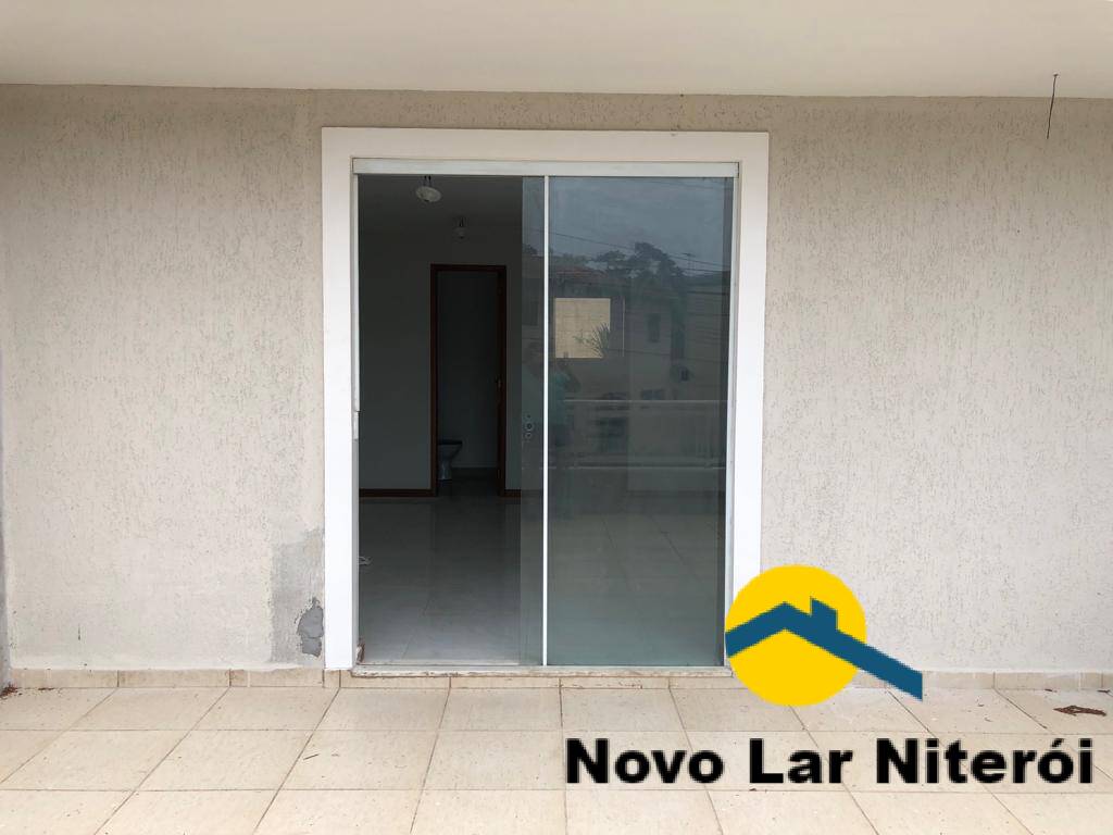 Casa à venda com 3 quartos, 150m² - Foto 2