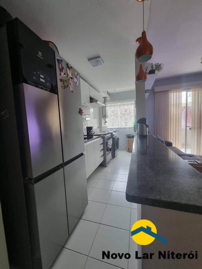 Apartamento à venda com 3 quartos, 75m² - Foto 4