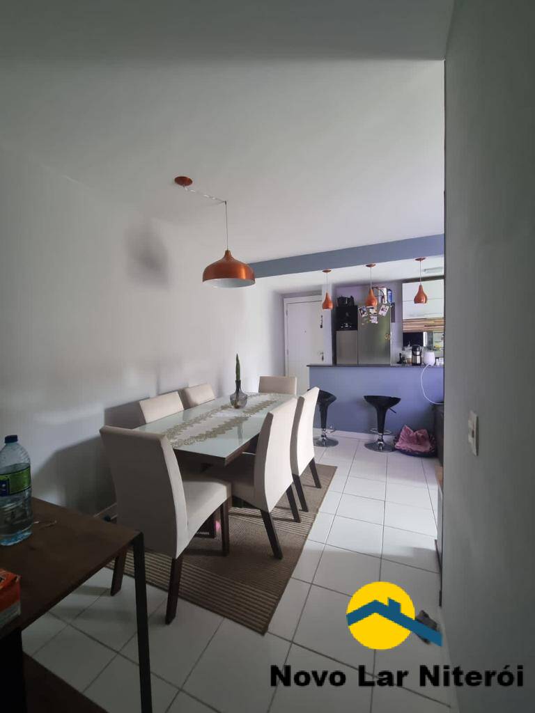 Apartamento à venda com 3 quartos, 75m² - Foto 3