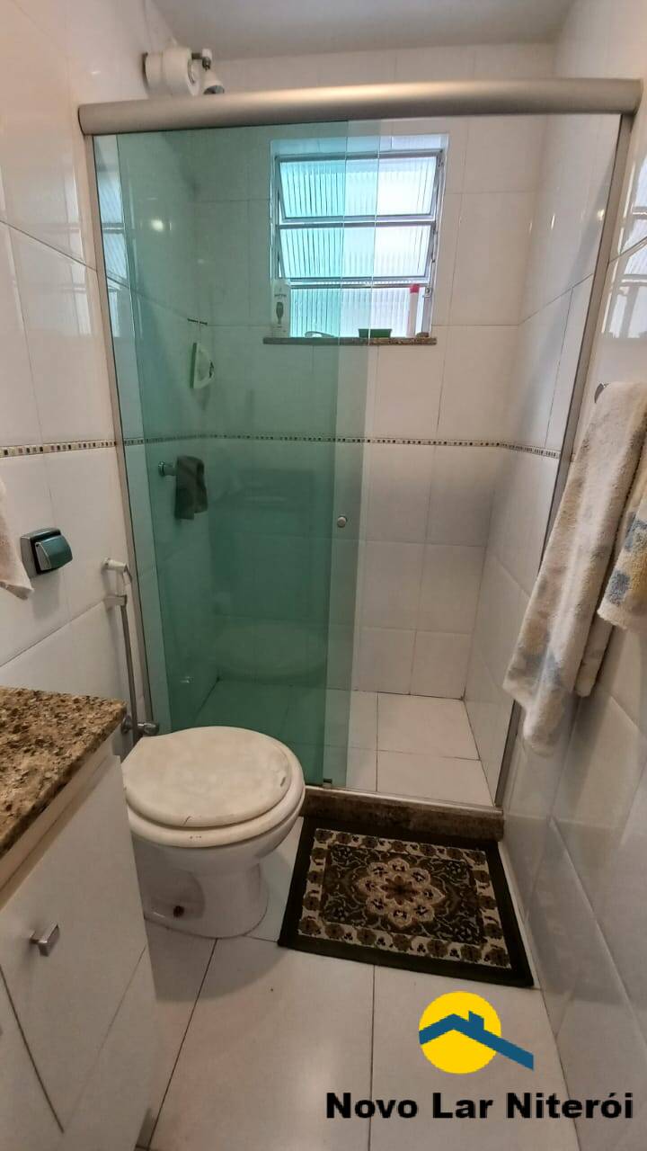 Apartamento à venda com 2 quartos, 70m² - Foto 27