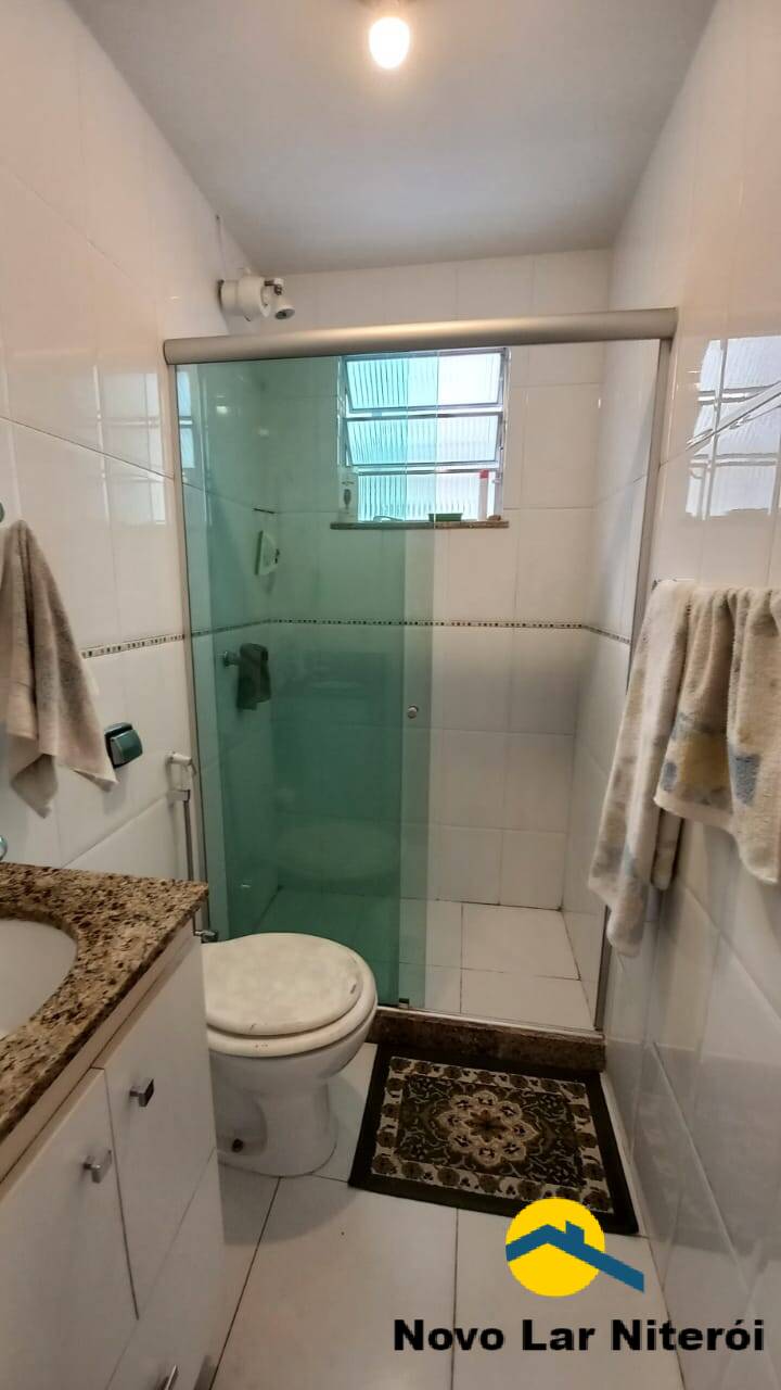 Apartamento à venda com 2 quartos, 70m² - Foto 28