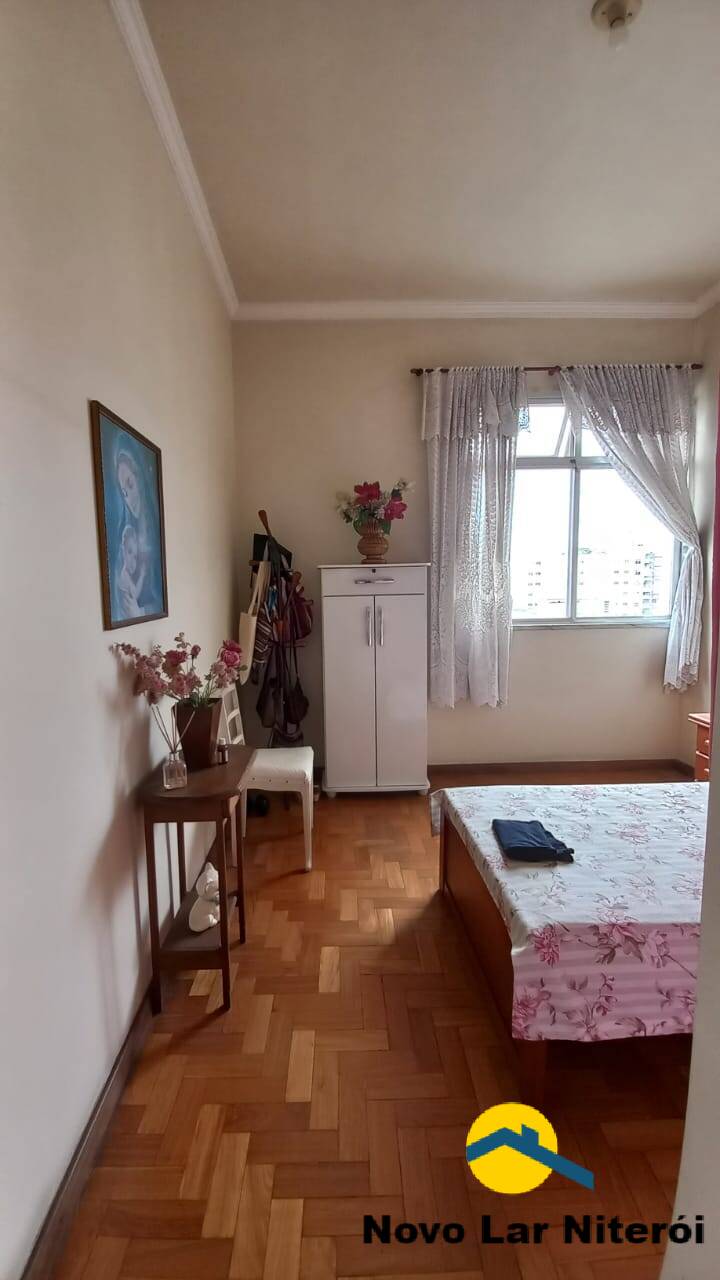 Apartamento à venda com 2 quartos, 70m² - Foto 13