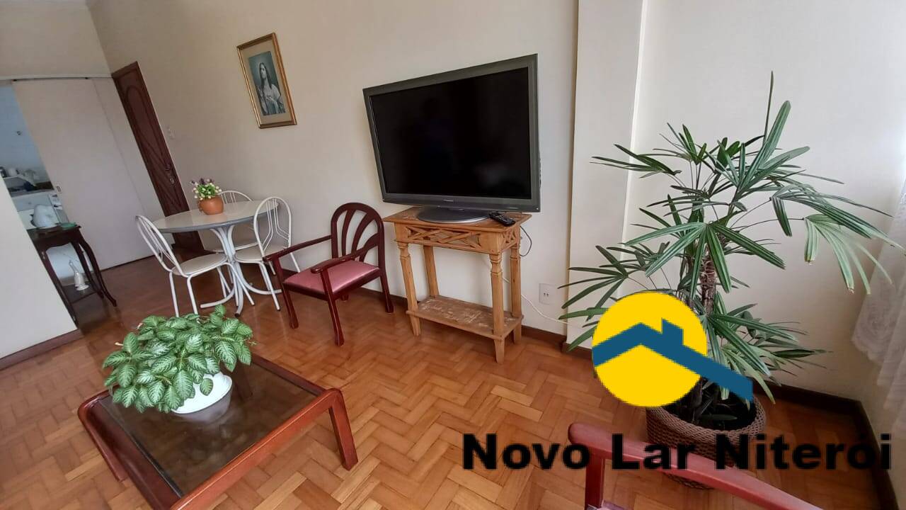 Apartamento à venda com 2 quartos, 70m² - Foto 7