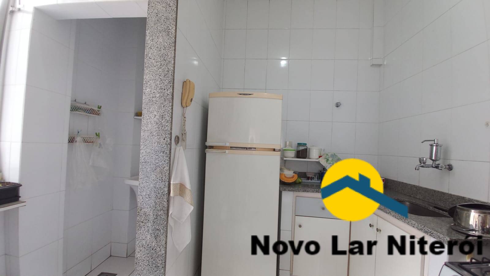 Apartamento à venda com 2 quartos, 70m² - Foto 35