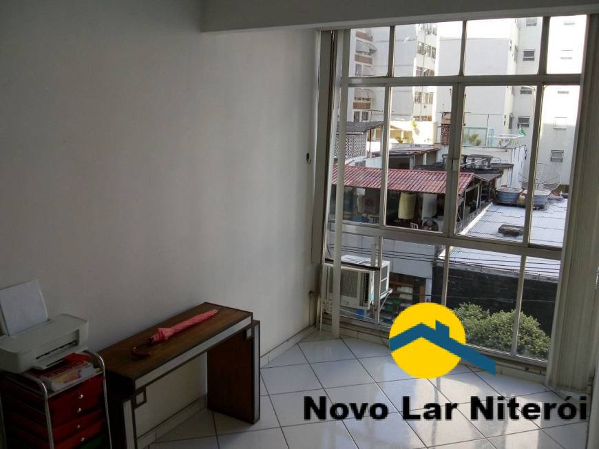 Apartamento à venda com 3 quartos, 100m² - Foto 11