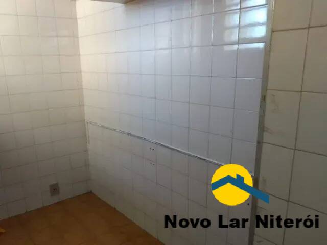 Apartamento à venda com 2 quartos, 70m² - Foto 9