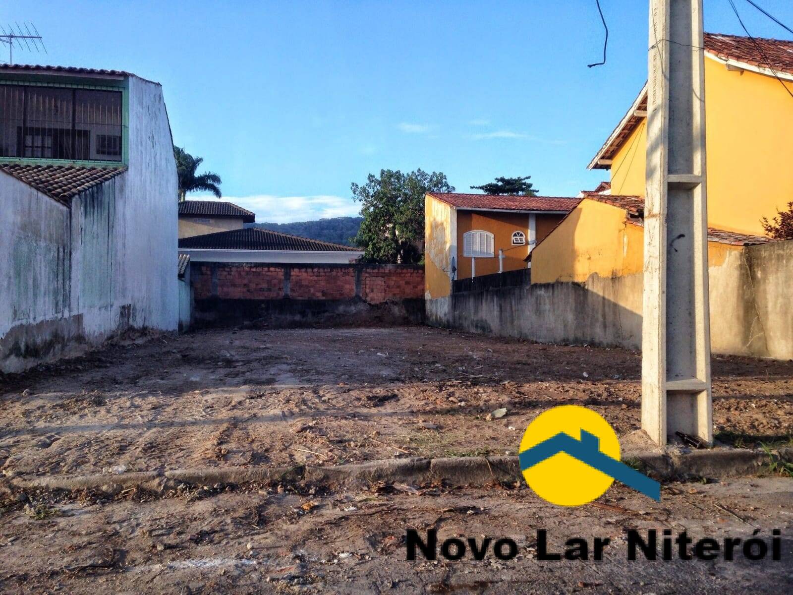 Terreno à venda, 360m² - Foto 1