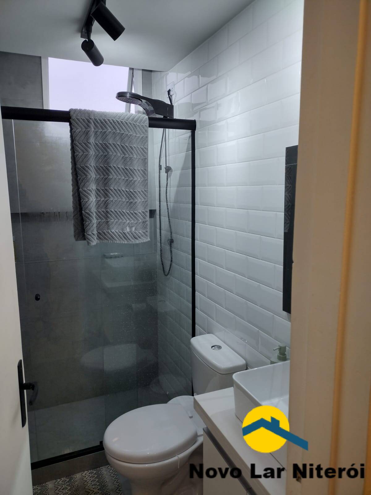 Apartamento à venda com 2 quartos, 60m² - Foto 7