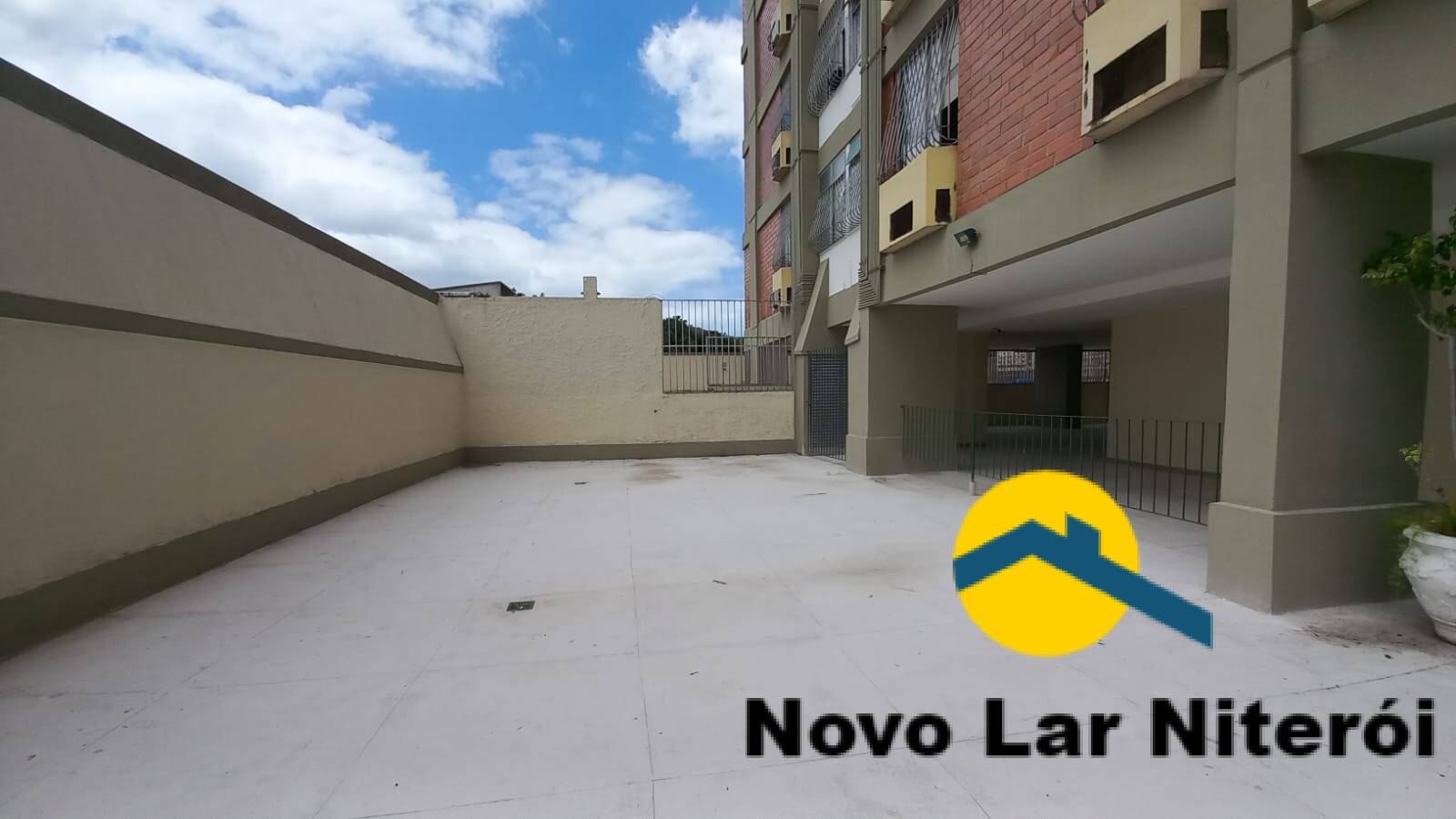 Apartamento à venda com 2 quartos, 60m² - Foto 22