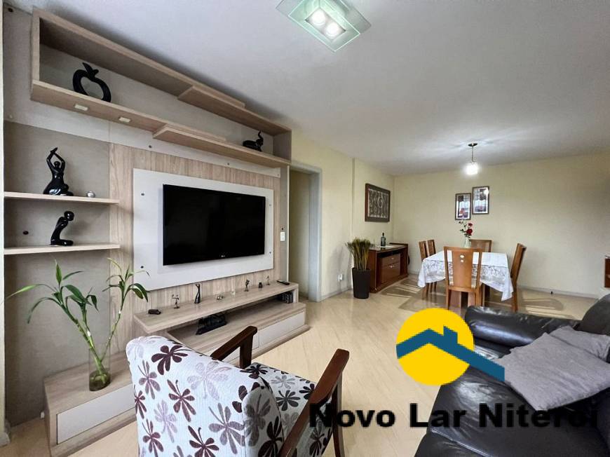 Apartamento à venda com 3 quartos, 90m² - Foto 1