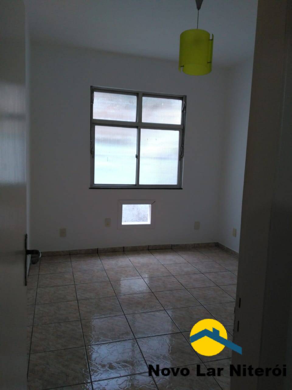 Apartamento à venda com 2 quartos, 65m² - Foto 4