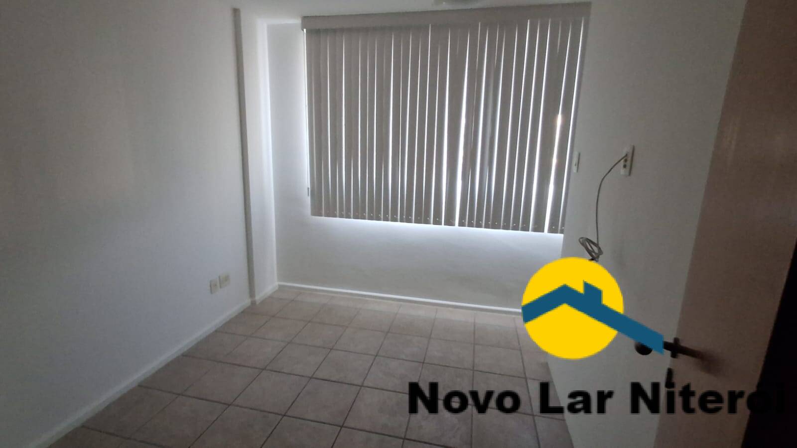 Casa à venda com 2 quartos, 130m² - Foto 11